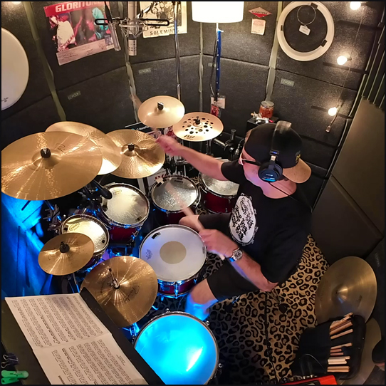 Drum Lessons by Dan Lancelot